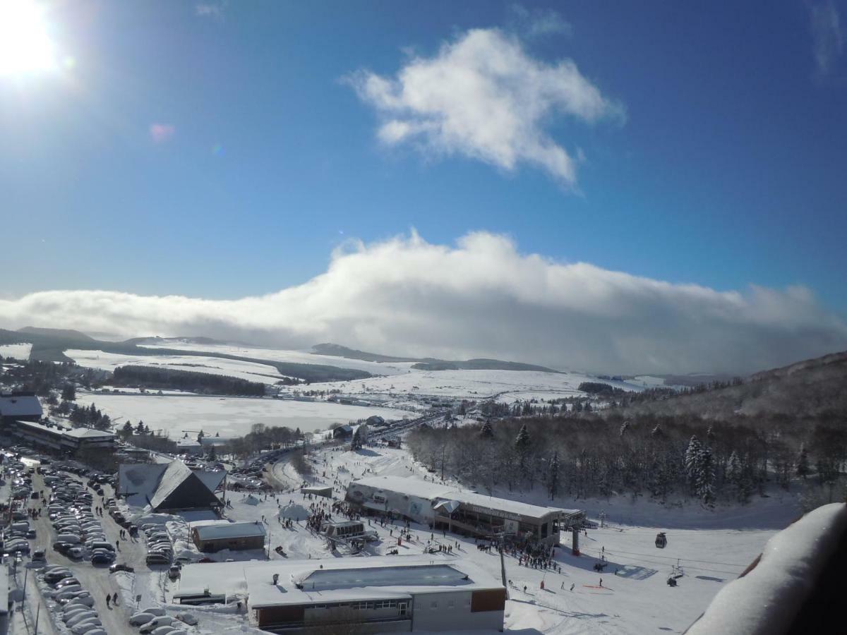 Studio Aux Pieds Des Pistes Besse-et-Saint-Anastaise Exterior foto
